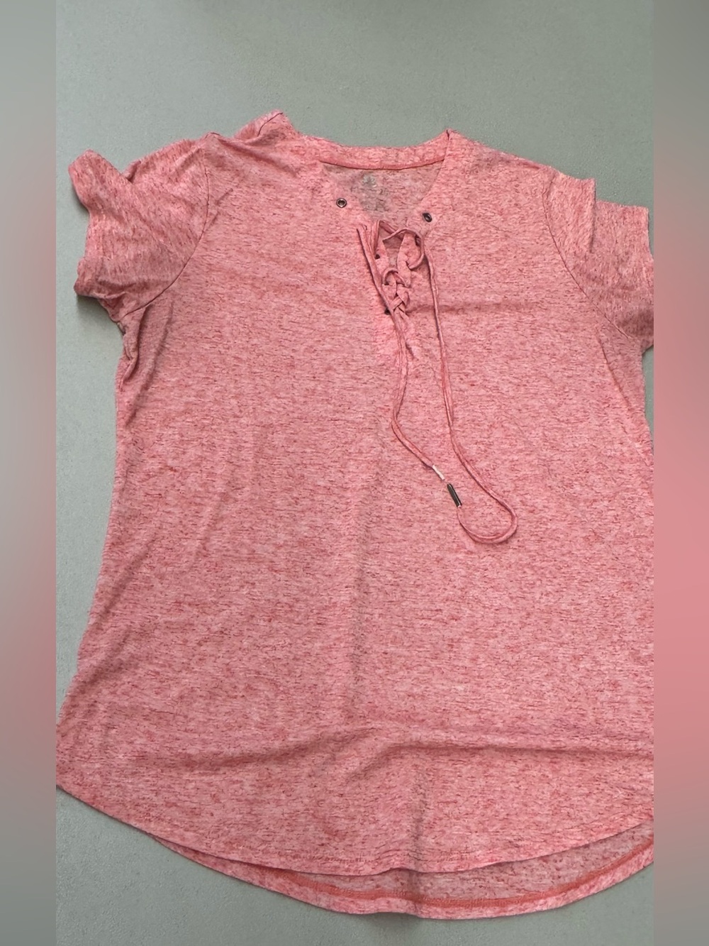Free2b Lace-Up Short Sleeve Tee top shirt in Heathered Coral Pink